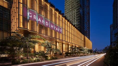 grand hyatt manila reviews.